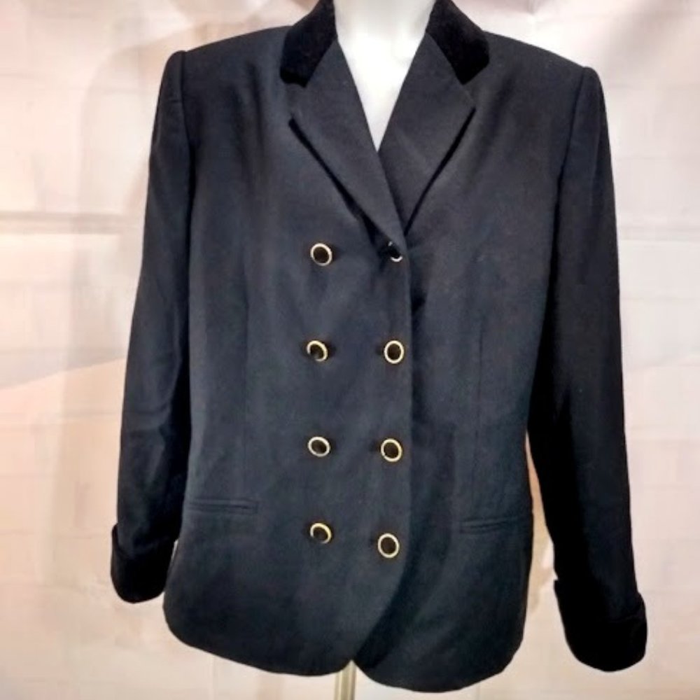 Amanda Smith: Pure wool double-breasted blazer